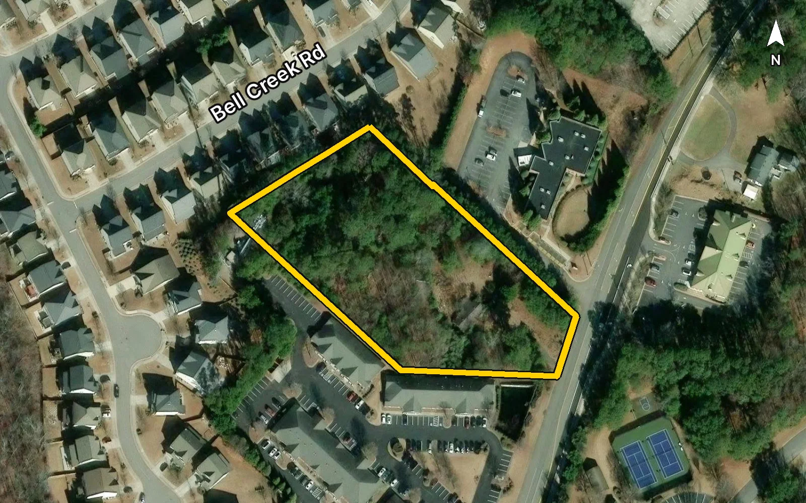 Aerial, Esri, Maxar for 930 Sanders Road (City of Cumming)